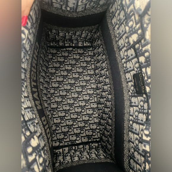 Christian Dior Book Tote Medium Size - Picture 12 of 14